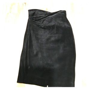 Tannery West black suede skirt *offers welcome*